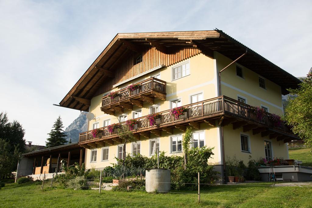 Ferienwohnung Bio-Bauernhof Einberghof Pfarrwerfen Exterior foto