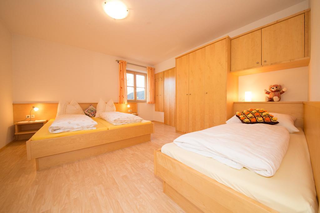 Ferienwohnung Bio-Bauernhof Einberghof Pfarrwerfen Zimmer foto
